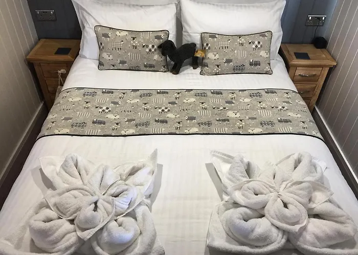 Springwood Shepherd Huts Glamping York