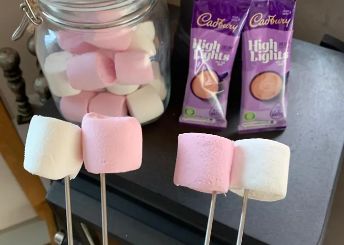 Holiday home Springwood Shepherd Huts Glamping *