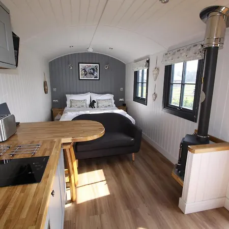 別荘 Springwood Shepherd Huts Glamping