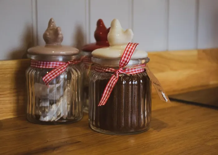 Springwood Shepherd Huts Glamping