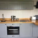 Дом отдыха Springwood Shepherd Huts Glamping Йорк