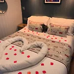 Springwood Shepherd Huts Glamping Дом отдыха Йорк