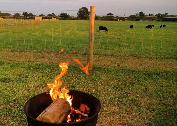 Nyaraló Springwood Shepherd Huts Glamping *